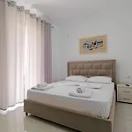 Apartment Flori