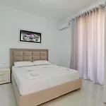 Apartment Flori