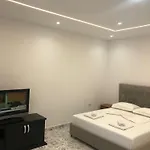 Flori Apartment
