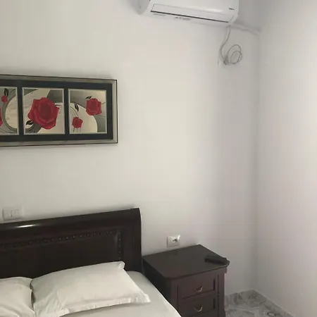 Flori Lejlighed Sarandë