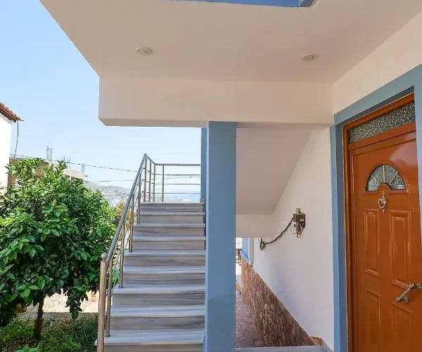 Apartament Flori *