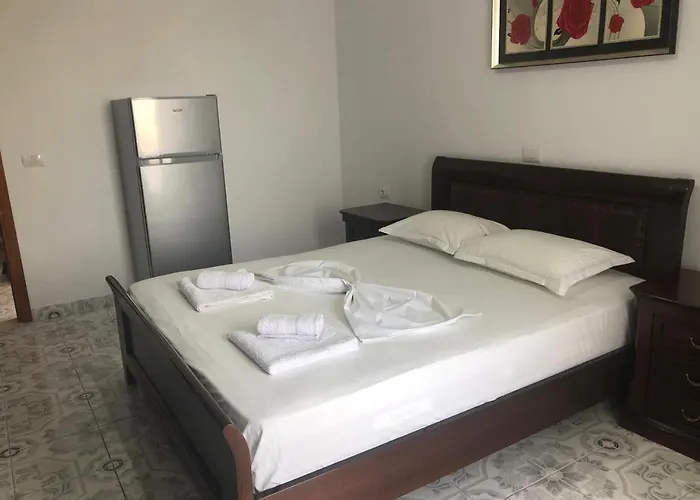 Apartament Flori *